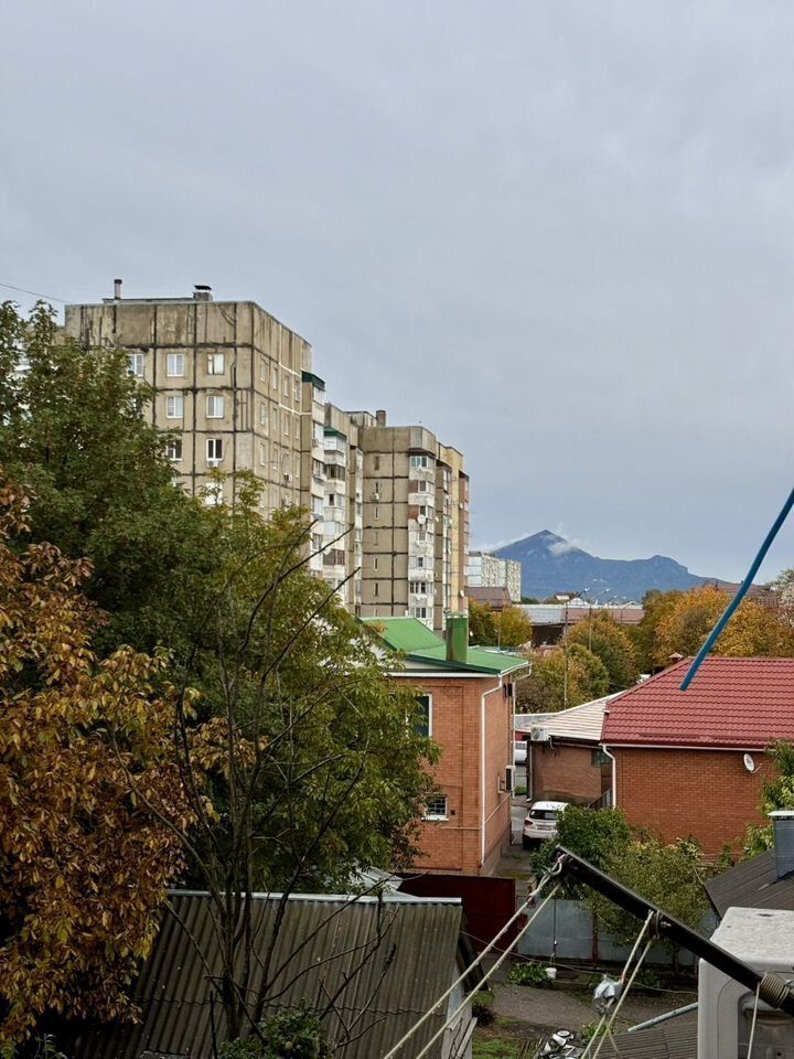 Продажа 2-комнатной квартиры, Ессентуки, Кисловодская ул,  118