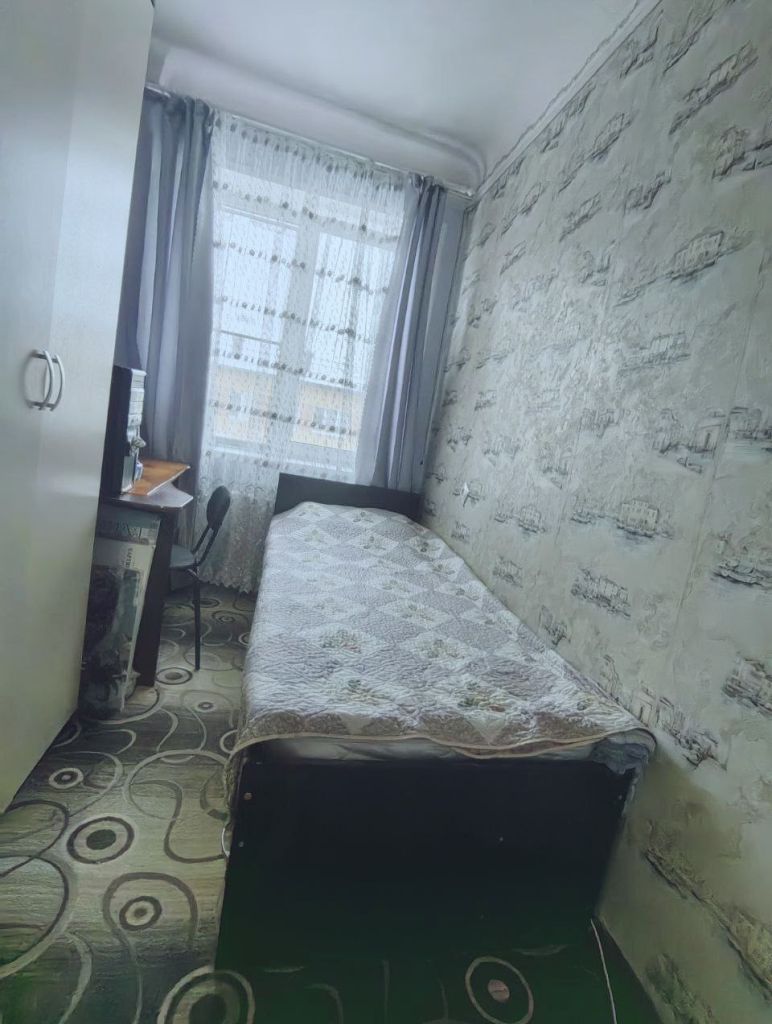 Продажа 2-комнатной квартиры, Нижний Новгород, Молодежный пр-кт,  10