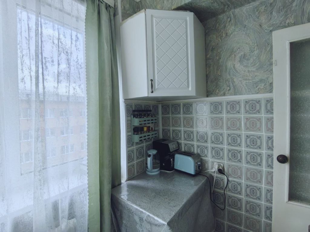 Продажа 2-комнатной квартиры, Нижний Новгород, Молодежный пр-кт,  10