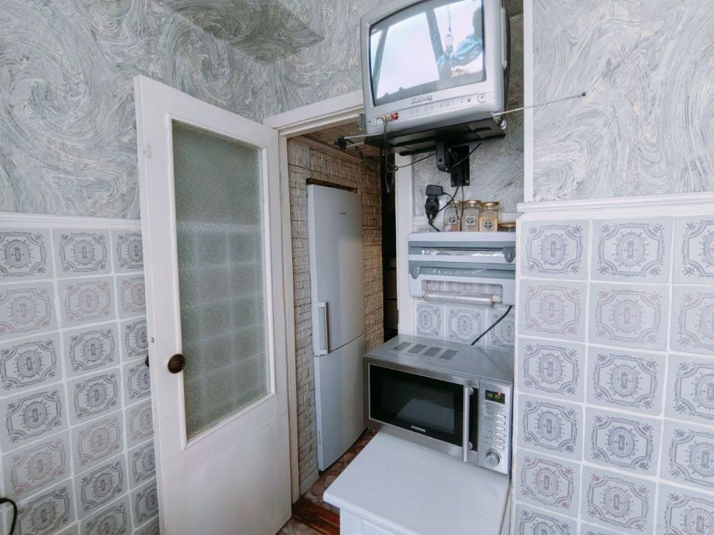 Продажа 2-комнатной квартиры, Нижний Новгород, Молодежный пр-кт,  10