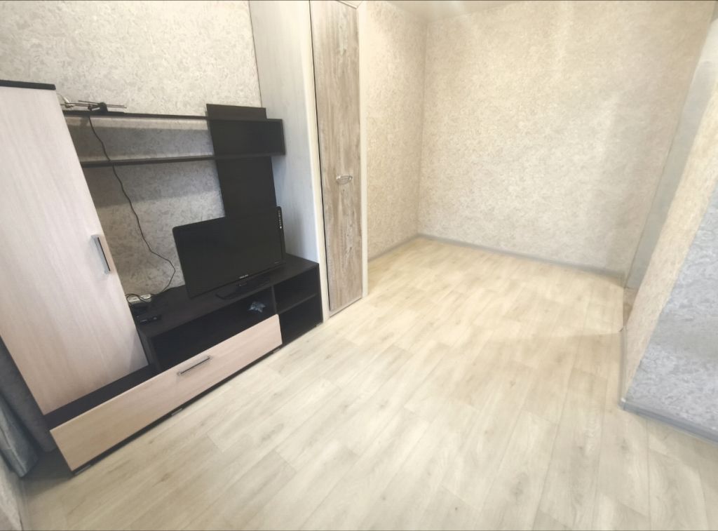 Продажа 1-комнатной квартиры, Новомосковск, Куйбышева ул,  32А