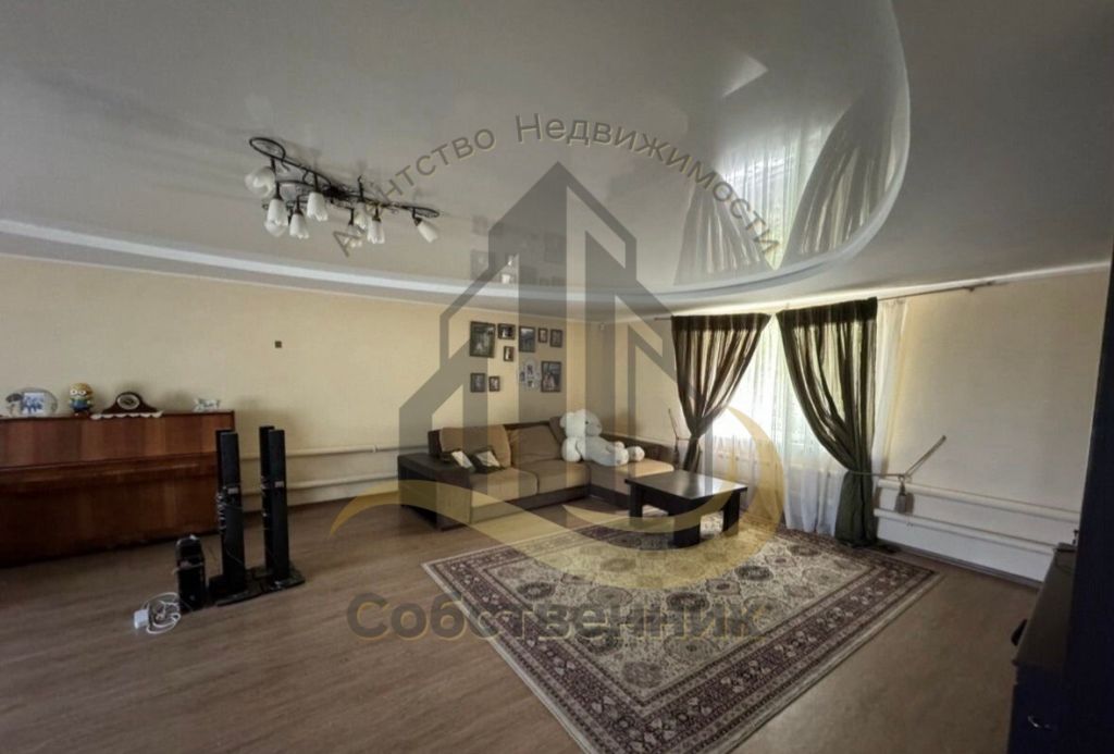 Продажа дома, 155м <sup>2</sup>, 9 сот., Россошь, Малиновского ул