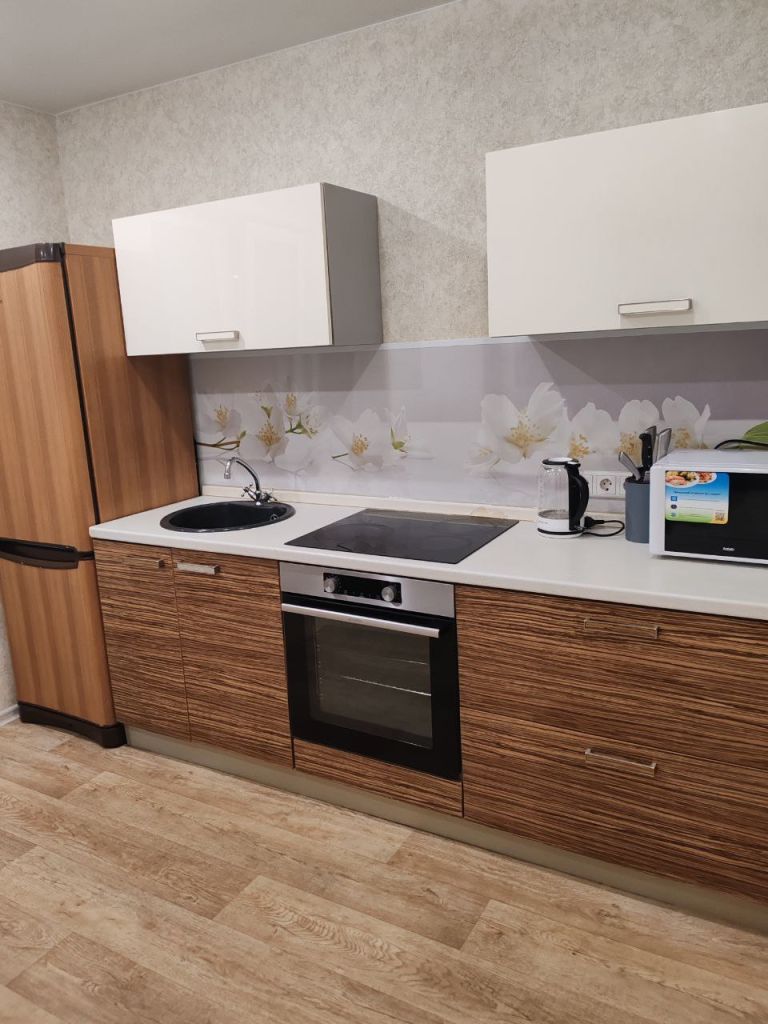 Продажа 2-комнатной квартиры, Иваново, Революционная ул,  36к2