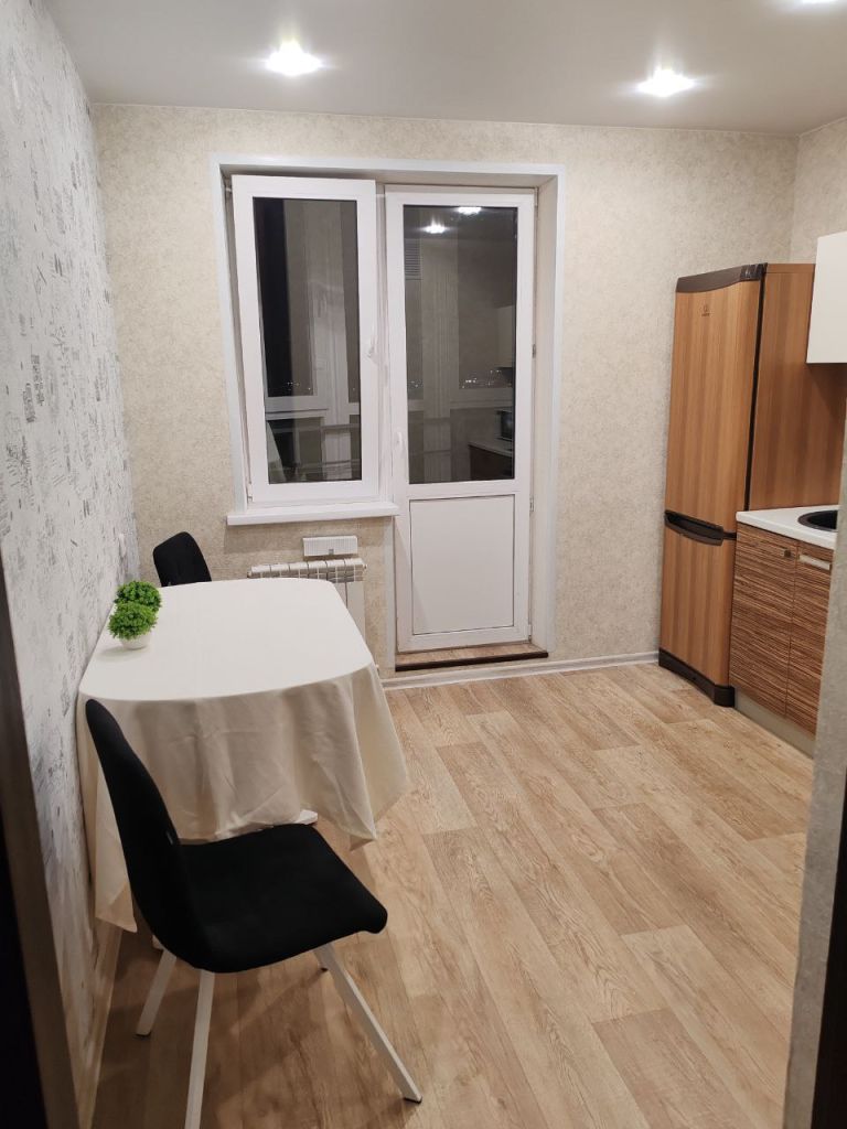 Продажа 2-комнатной квартиры, Иваново, Революционная ул,  36к2