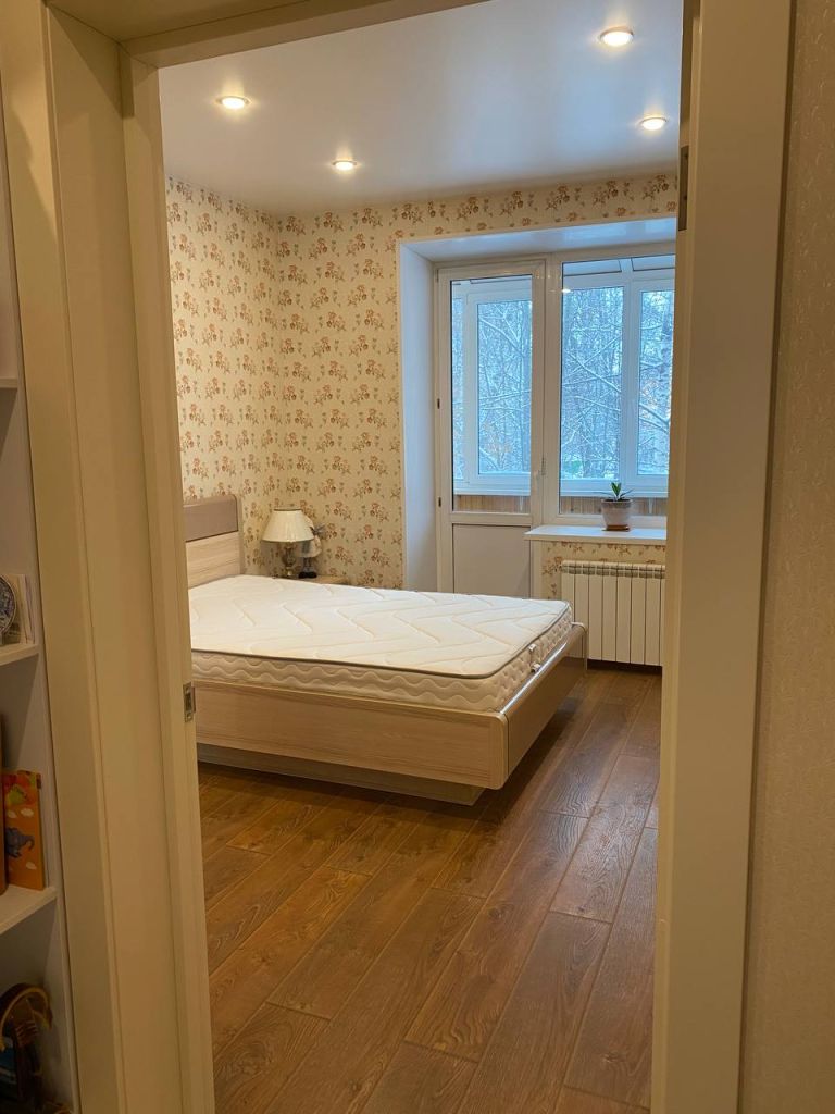 Продажа 3-комнатной квартиры, Нижний Новгород, Гагарина пр-кт,  110А