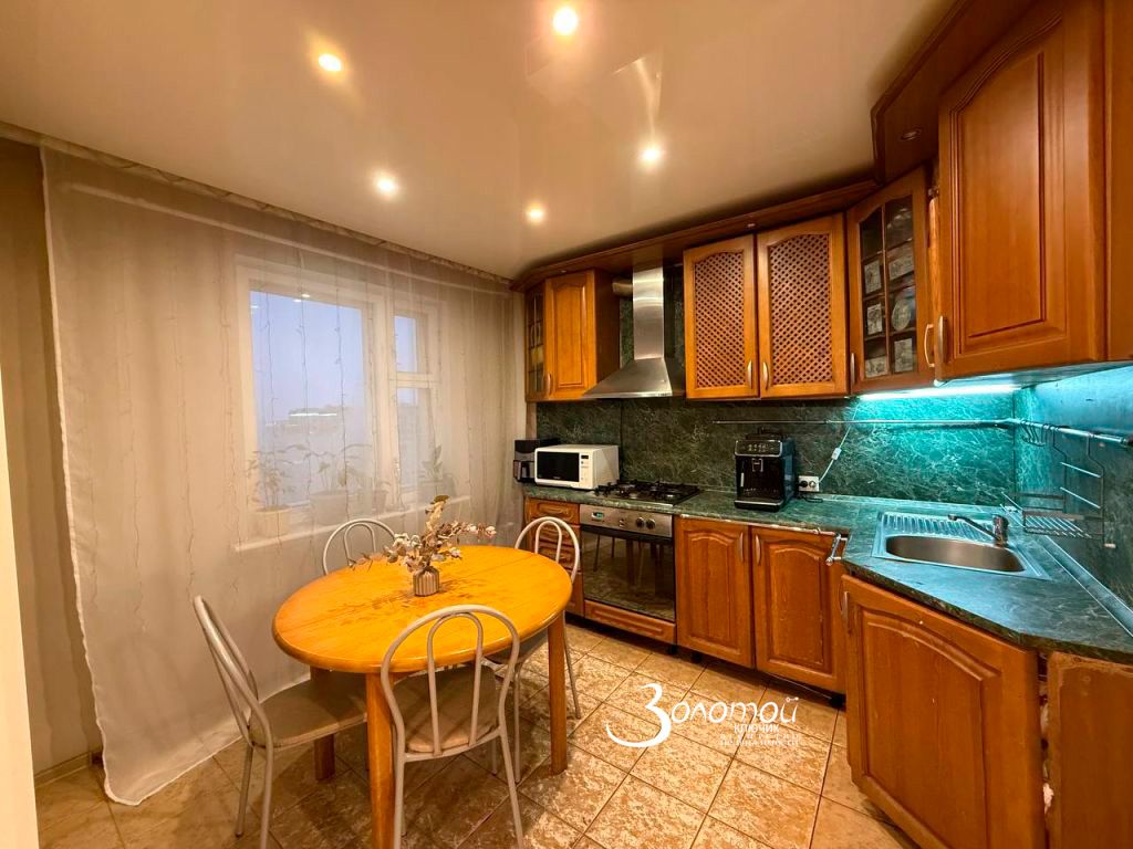 Продажа 3-комнатной квартиры, Нижний Новгород, Володарского ул,  9