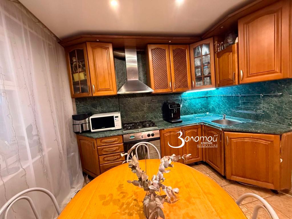 Продажа 3-комнатной квартиры, Нижний Новгород, Володарского ул,  9