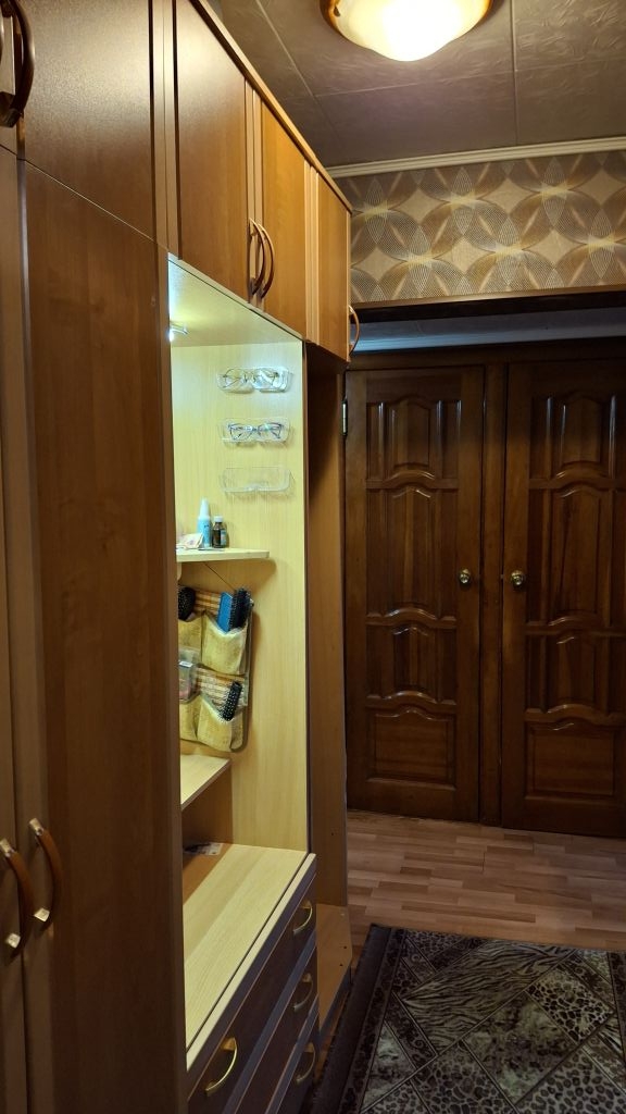 Продажа 2-комнатной квартиры, Нижний Новгород, Мельникова ул,  18/2