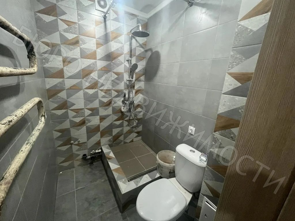 Продажа 3-комнатной квартиры, Балашов, 50 лет ВЛКСМ ул,  9