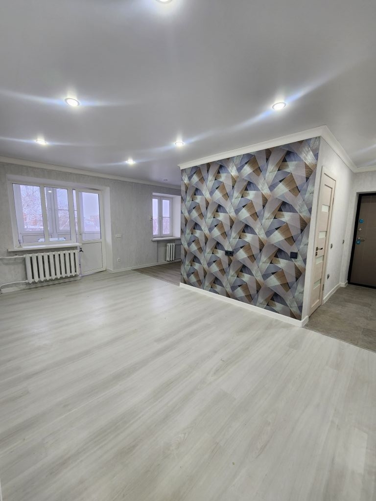 Продажа 3-комнатной квартиры, Ставрополь, Врачебный проезд,  42