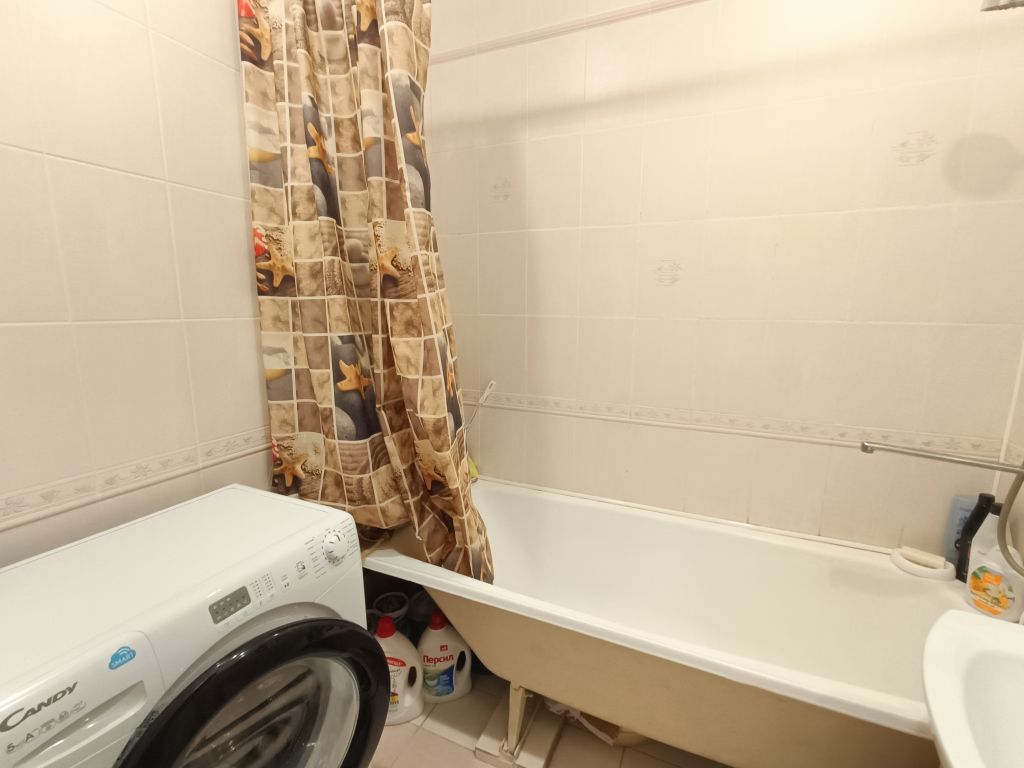 Продажа 3-комнатной квартиры, Казань, Революционная ул,  69