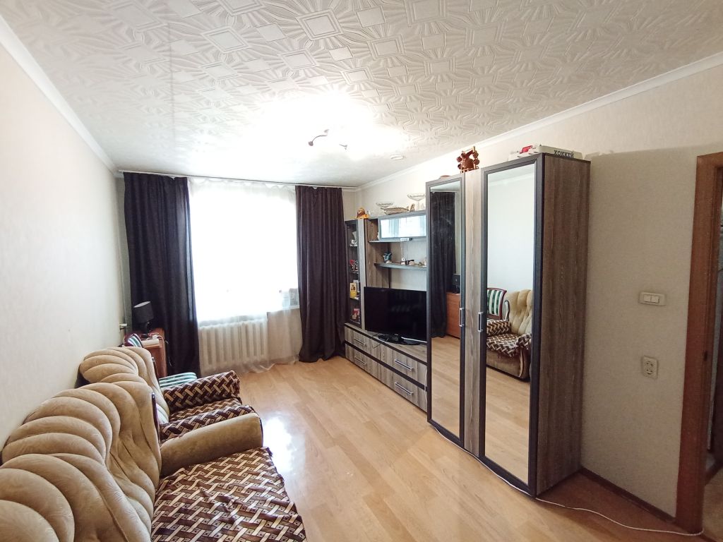 Продажа 3-комнатной квартиры, Казань, Революционная ул,  69