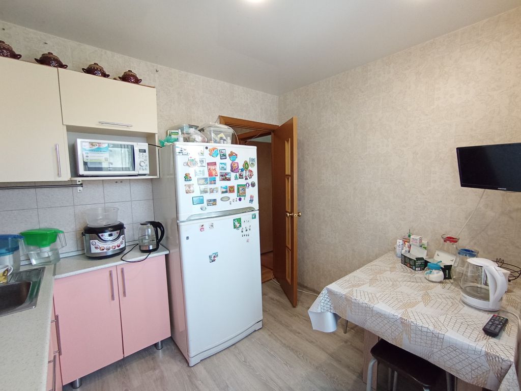 Продажа 3-комнатной квартиры, Казань, Революционная ул,  69