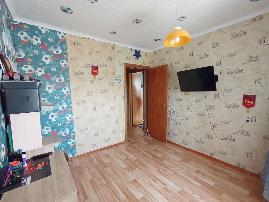 Продажа 3-комнатной квартиры, Казань, Революционная ул,  69