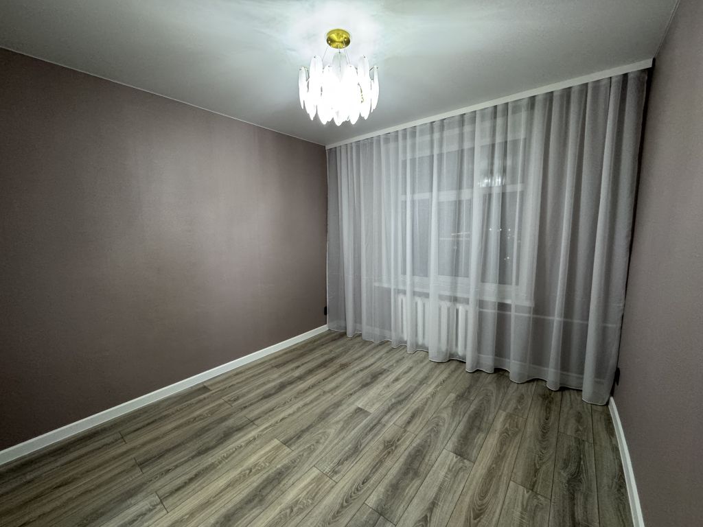 Продажа 4-комнатной квартиры, Шуя, Комсомольская пл,  12