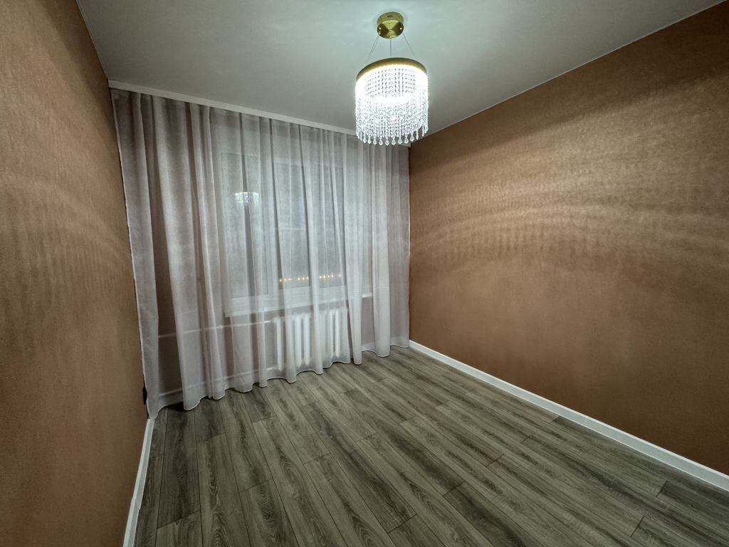 Продажа 4-комнатной квартиры, Шуя, Комсомольская пл,  12