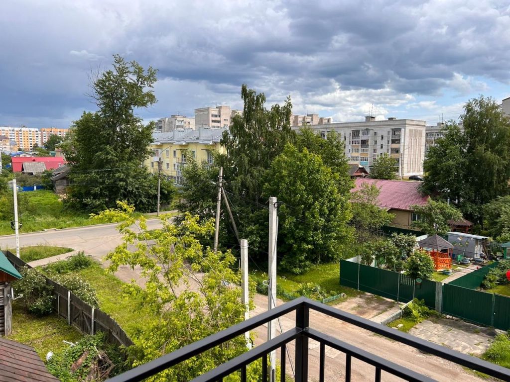 Продажа 3-комнатной квартиры, Кострома, Кирпичный проезд,  13