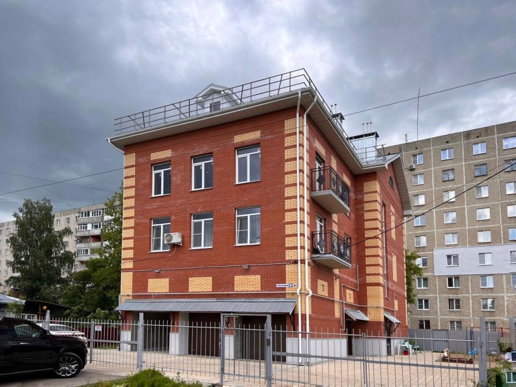 Продажа 3-комнатной квартиры, Кострома, Кирпичный проезд,  13