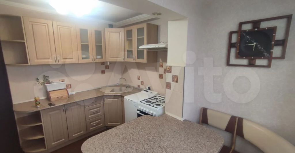 Продажа 2-комнатной квартиры, Ессентуки, Октябрьская ул,  444