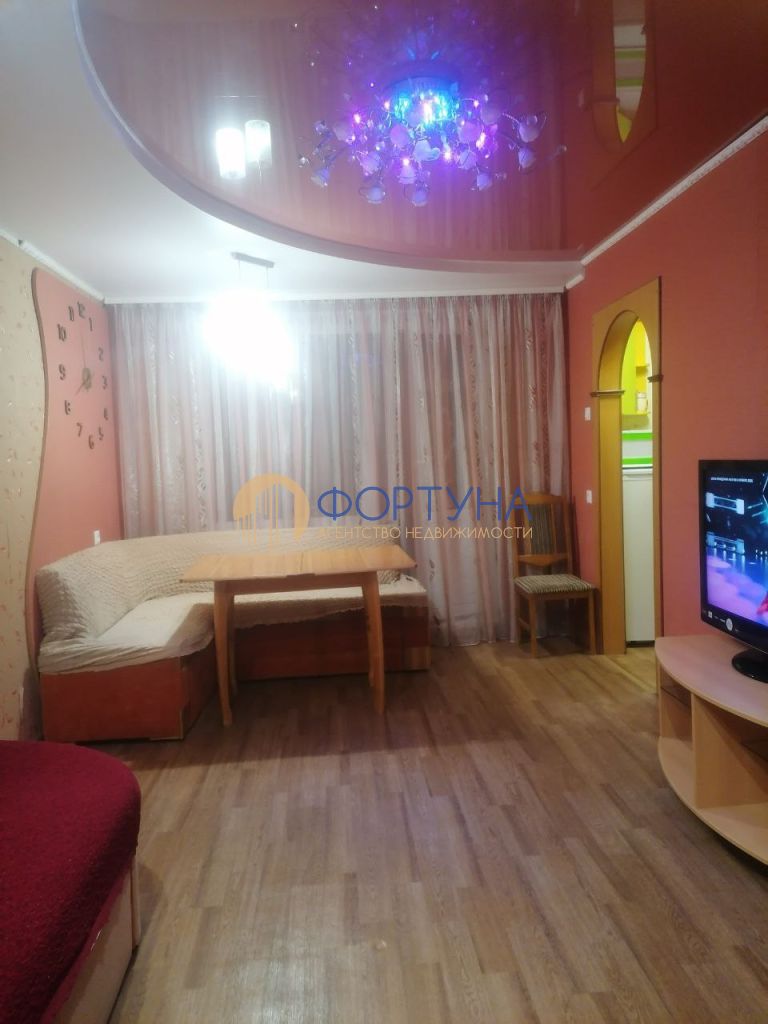 Продажа 3-комнатной квартиры, Белгород, Октябрьская ул,  84