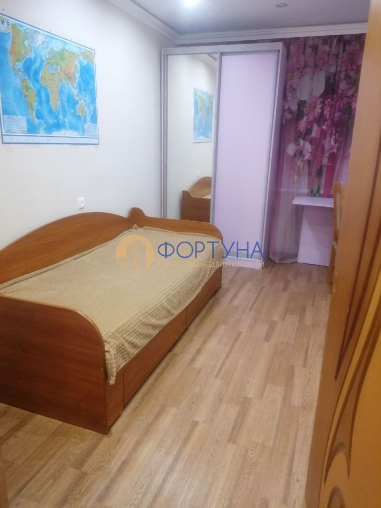 Продажа 3-комнатной квартиры, Белгород, Октябрьская ул,  84