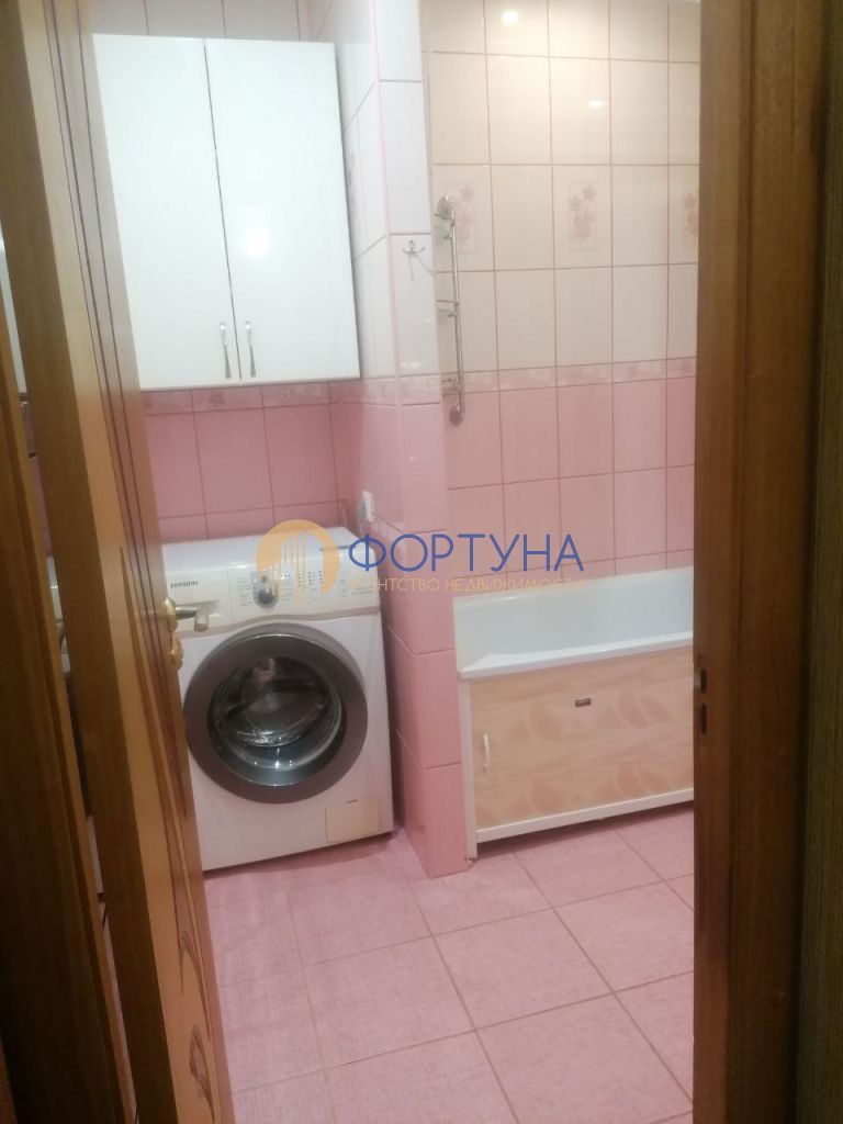 Продажа 3-комнатной квартиры, Белгород, Октябрьская ул,  84