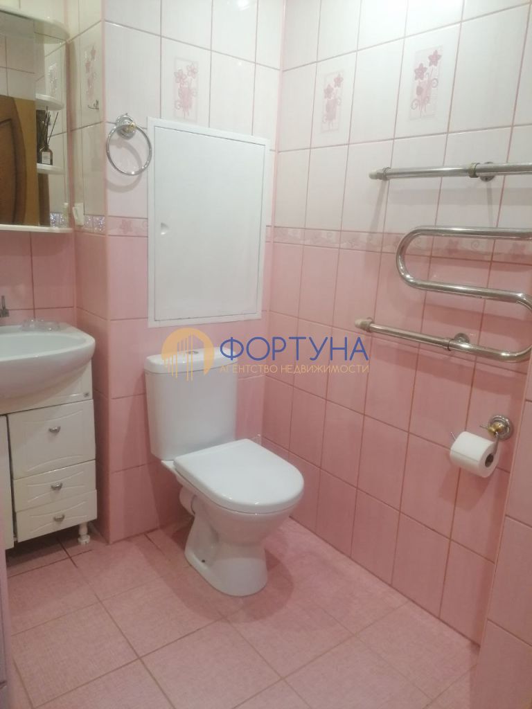 Продажа 3-комнатной квартиры, Белгород, Октябрьская ул,  84