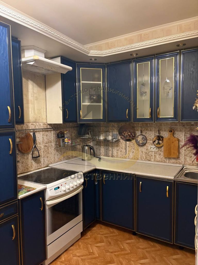 Аренда 2-комнатной квартиры, Старый Оскол, Макаренко мкр,  39/1