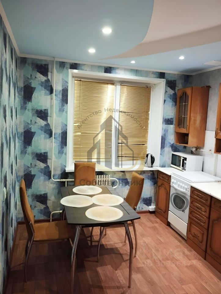 Аренда 3-комнатной квартиры, Старый Оскол, Весенний мкр,  18