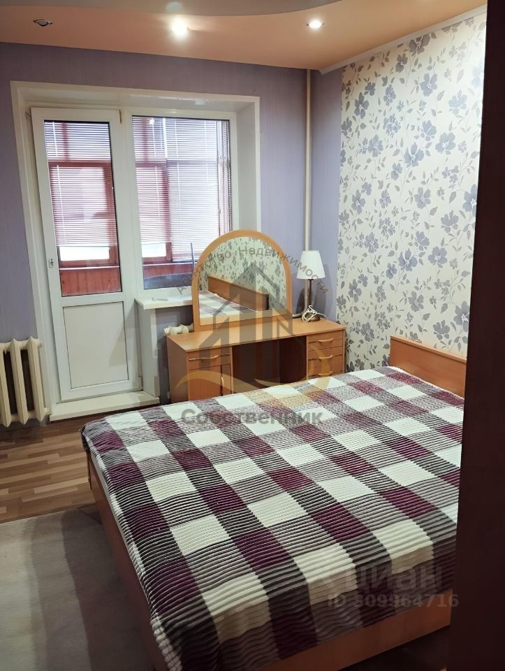 Аренда 3-комнатной квартиры, Старый Оскол, Весенний мкр,  18