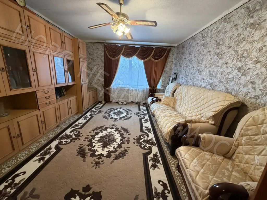 Продажа 3-комнатной квартиры, Балашов, Космонавтов пр-кт,  9