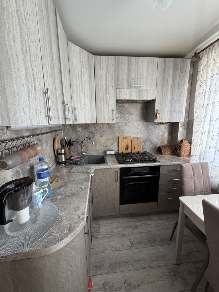 Горького проезд, 6