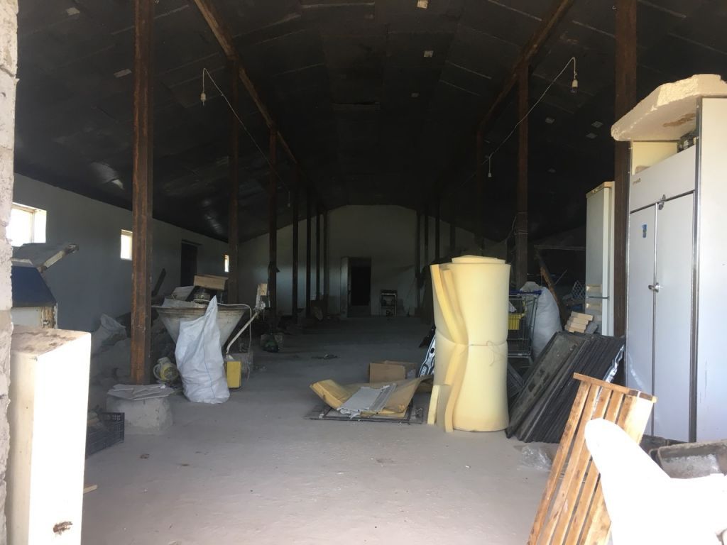 Продажа коммерческой недвижимости, 420м <sup>2</sup>, Золино, Комсомольская,  1