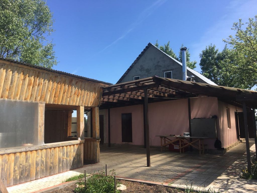 Продажа коммерческой недвижимости, 420м <sup>2</sup>, Золино, Комсомольская,  1