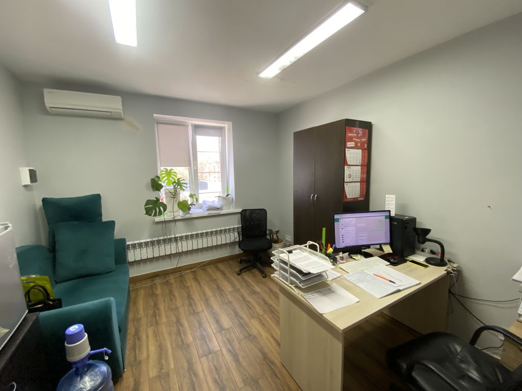 Продажа коммерческой недвижимости, 1500м <sup>2</sup>, Нижний Новгород, Бориса Корнилова ул,  3к3