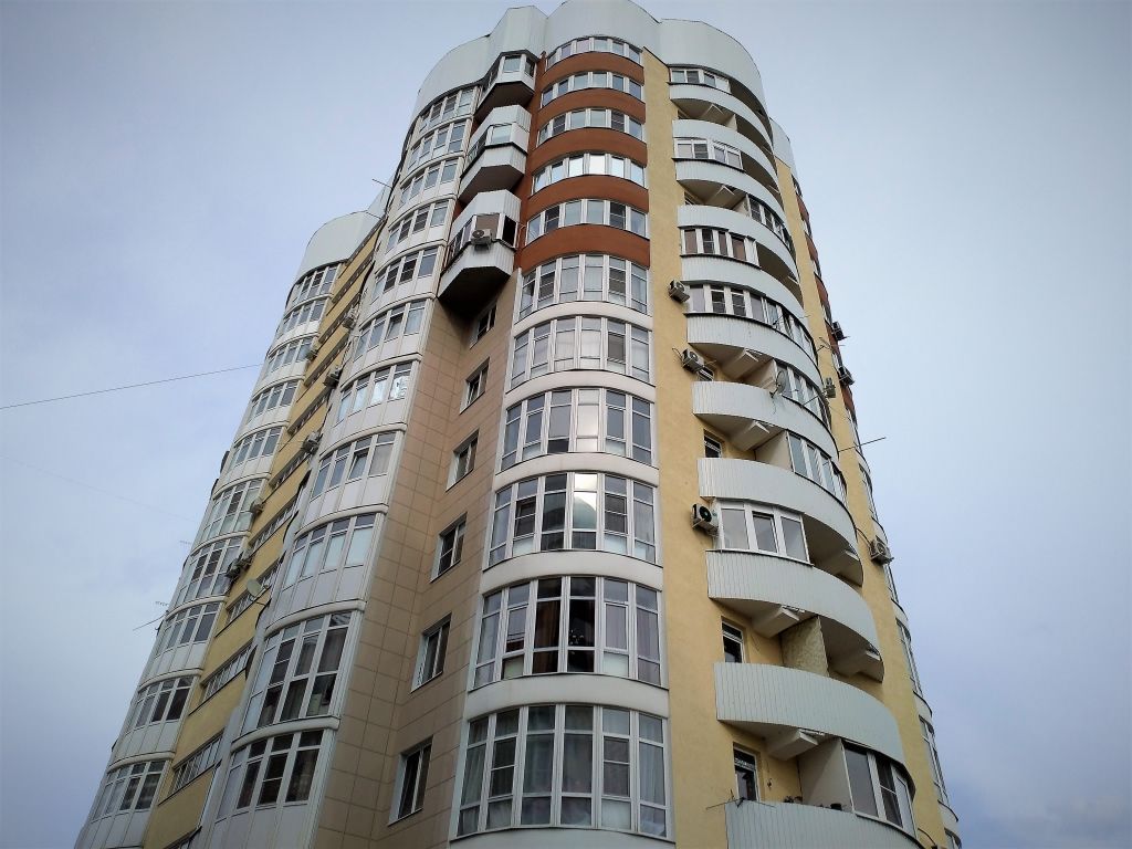 огородная квартиры. огородная квартиры. огородная квартиры. саратов огородная 17. дом на артезианской 8.